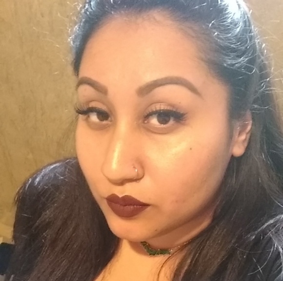 Meet your Posher, Brianda - Picture 1 of 1